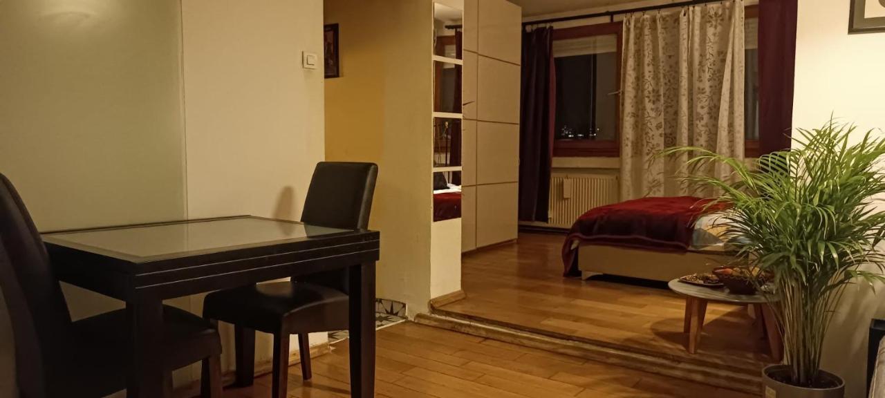 Charming Central Home 萨格勒布 外观 照片